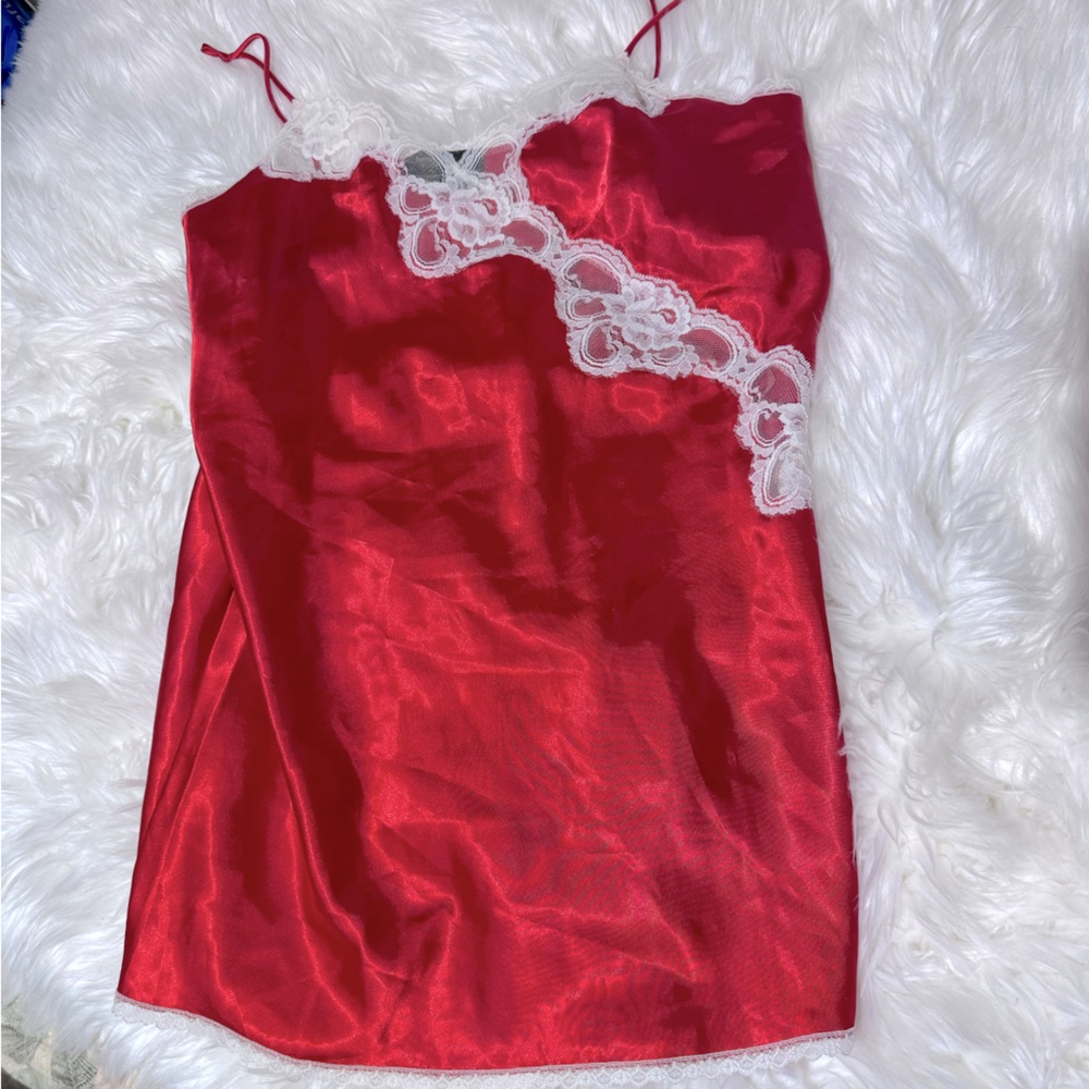Undercover Wear Vintage lingerie red with‎ white lace slip size 1X